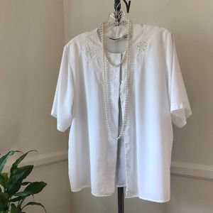 Vintage White Size 16 Blouse
